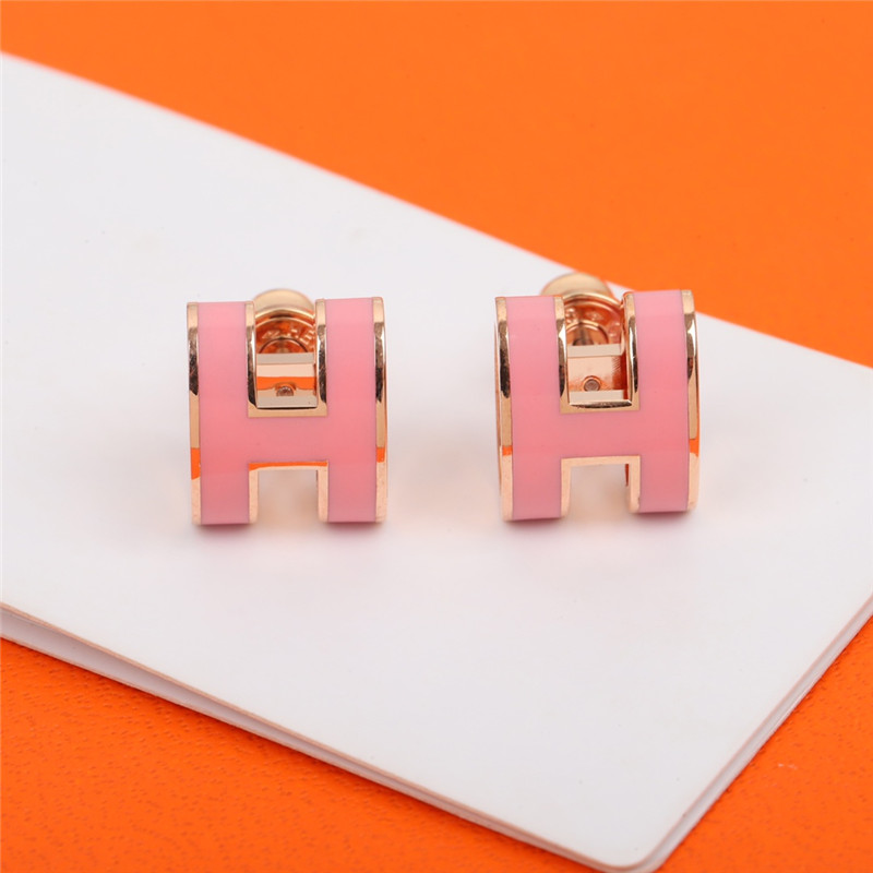 H**me5 denier earrings