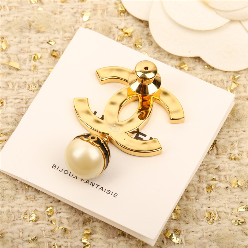 Ch**el black enamel hanging pearl brooch