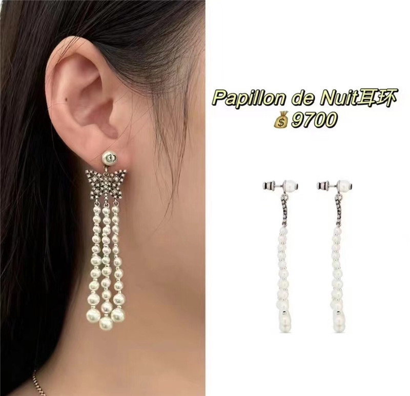 D10r butterfly earrings