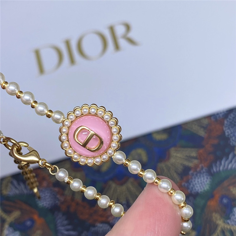 D10r glass beads pearl bracelet