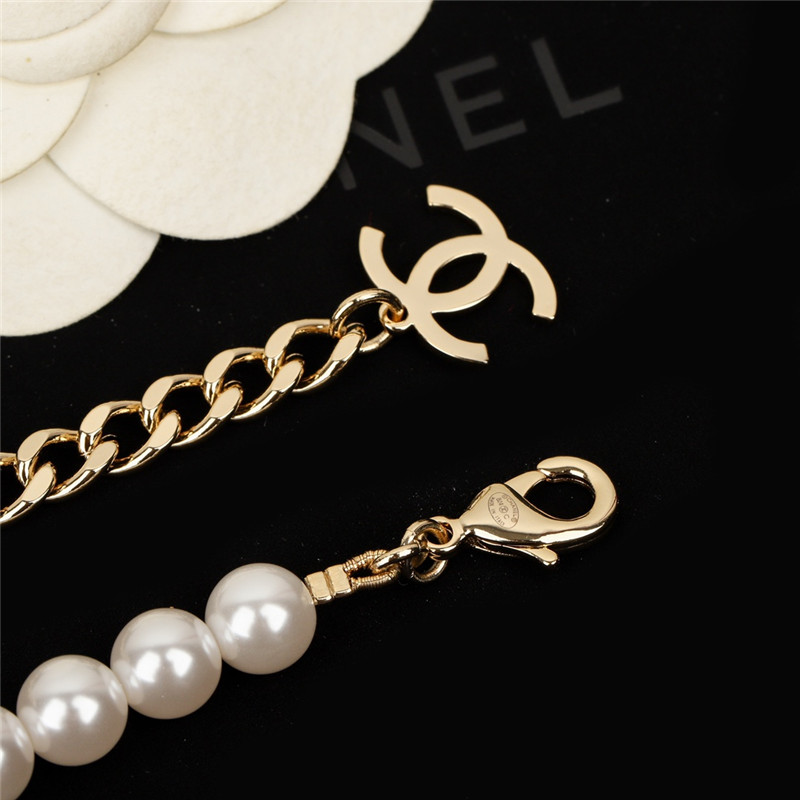 Ch**el multifunctional pearl necklace