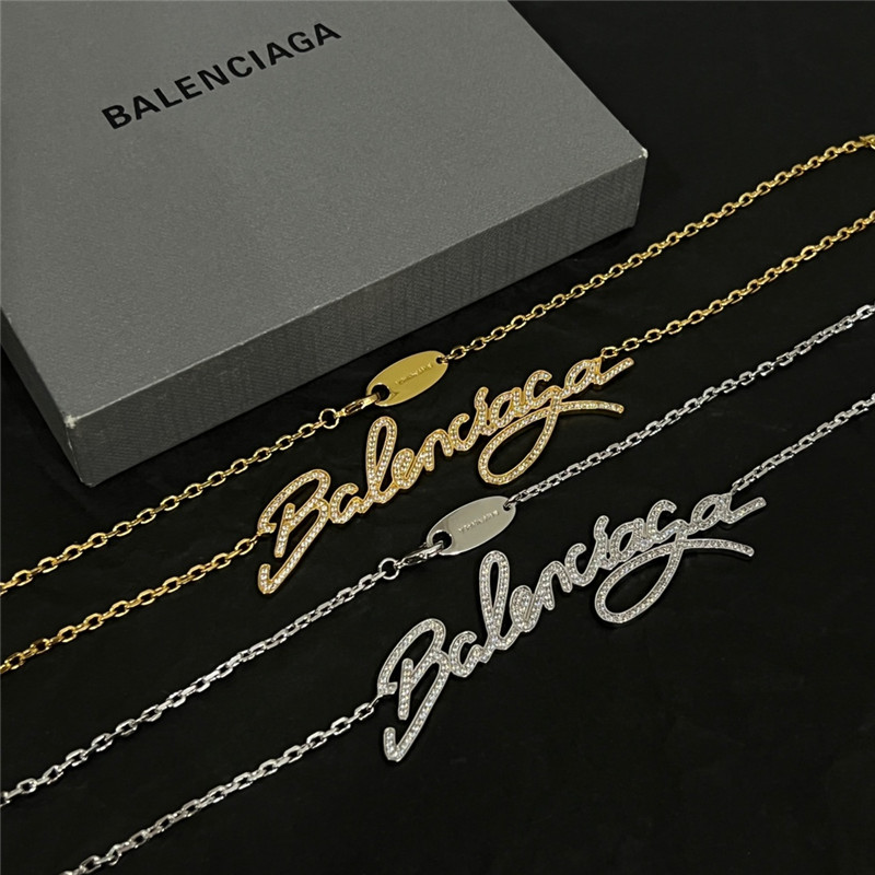 Ba1en*iaga new necklace