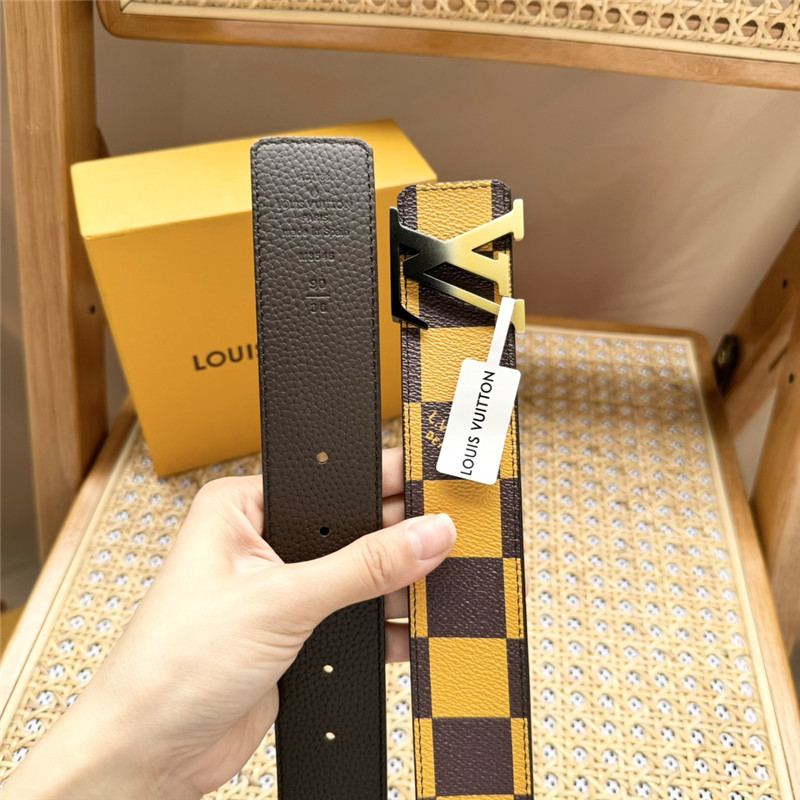 l0vis Vvtt0n lv plaid canvas with pebbled bottom belt