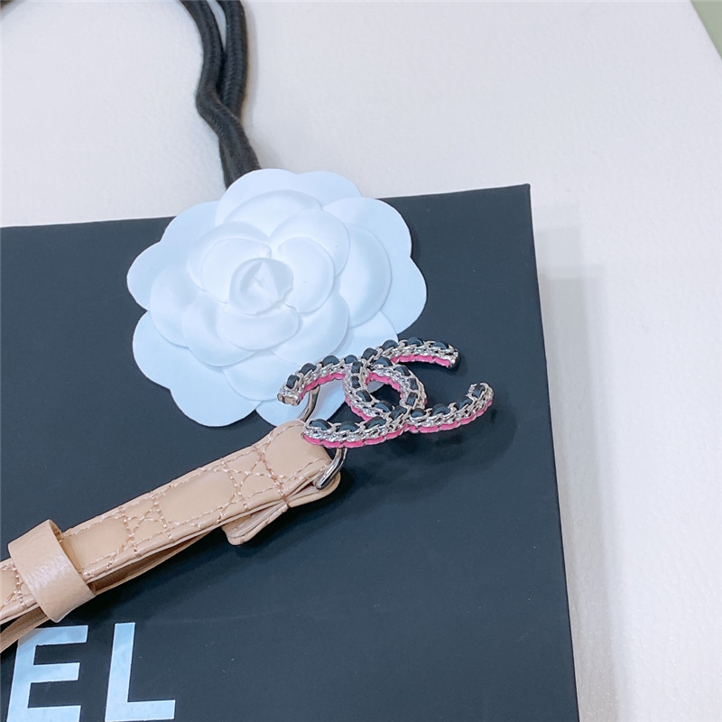 ch**el D1am0nd lambskin with plain bottom belt