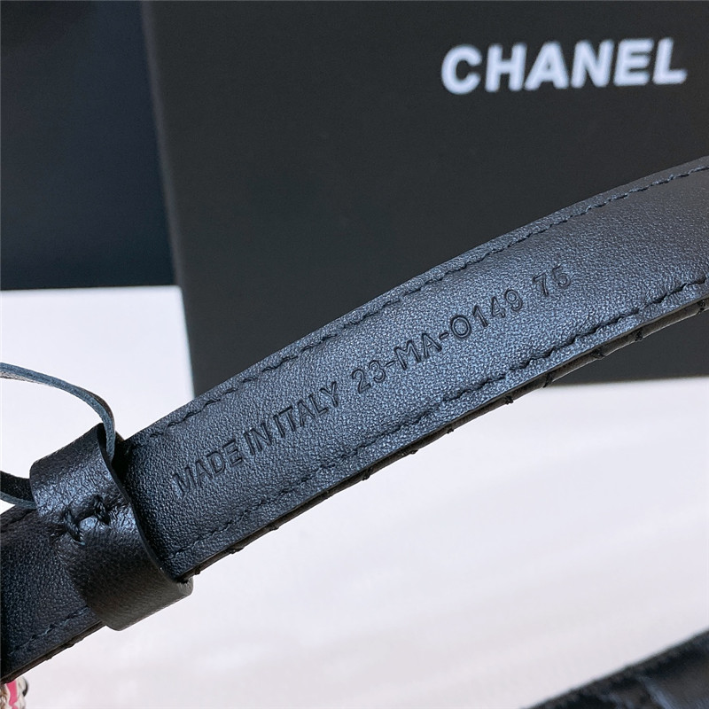 ch**el D1am0nd lambskin with plain bottom belt