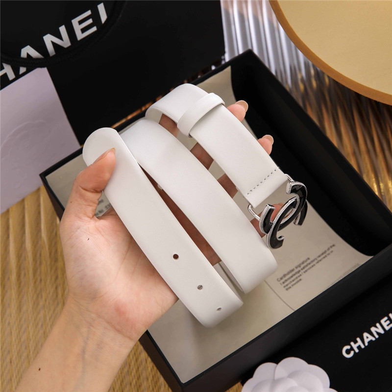 Ch**el white interlocking cc logo belt