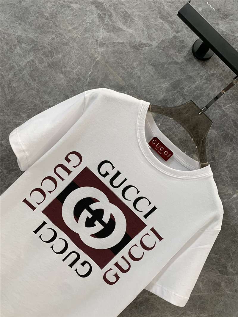 Gucci round neck short sleeve t-shirt cheap replica designer clothes