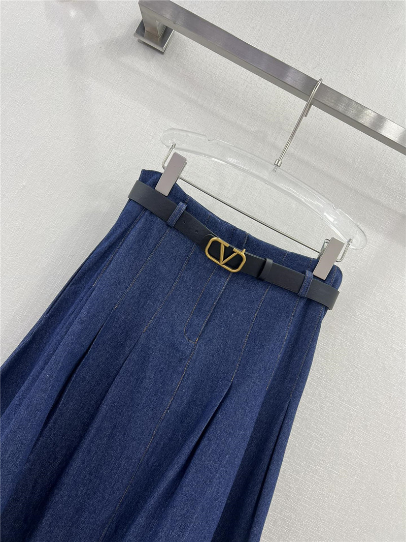 Va1e*ntin0 new denim skirt cheap replica designer clothes