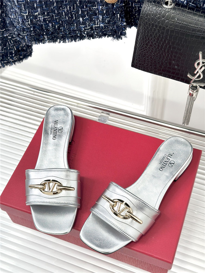 va1e*ntin0 thick heel sandals ma1s0n Marg*e1a replica shoes