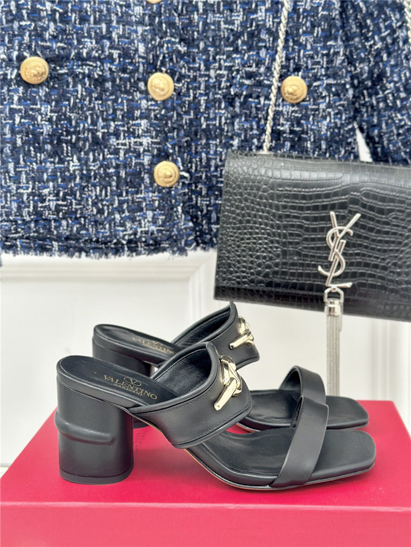va1e*ntin0 thick heel sandals ma1s0n Marg*e1a replica shoes