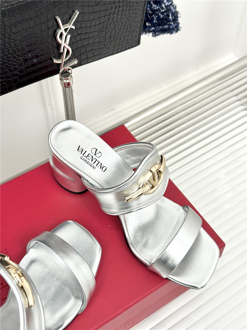 va1e*ntin0 thick heel sandals ma1s0n Marg*e1a replica shoes