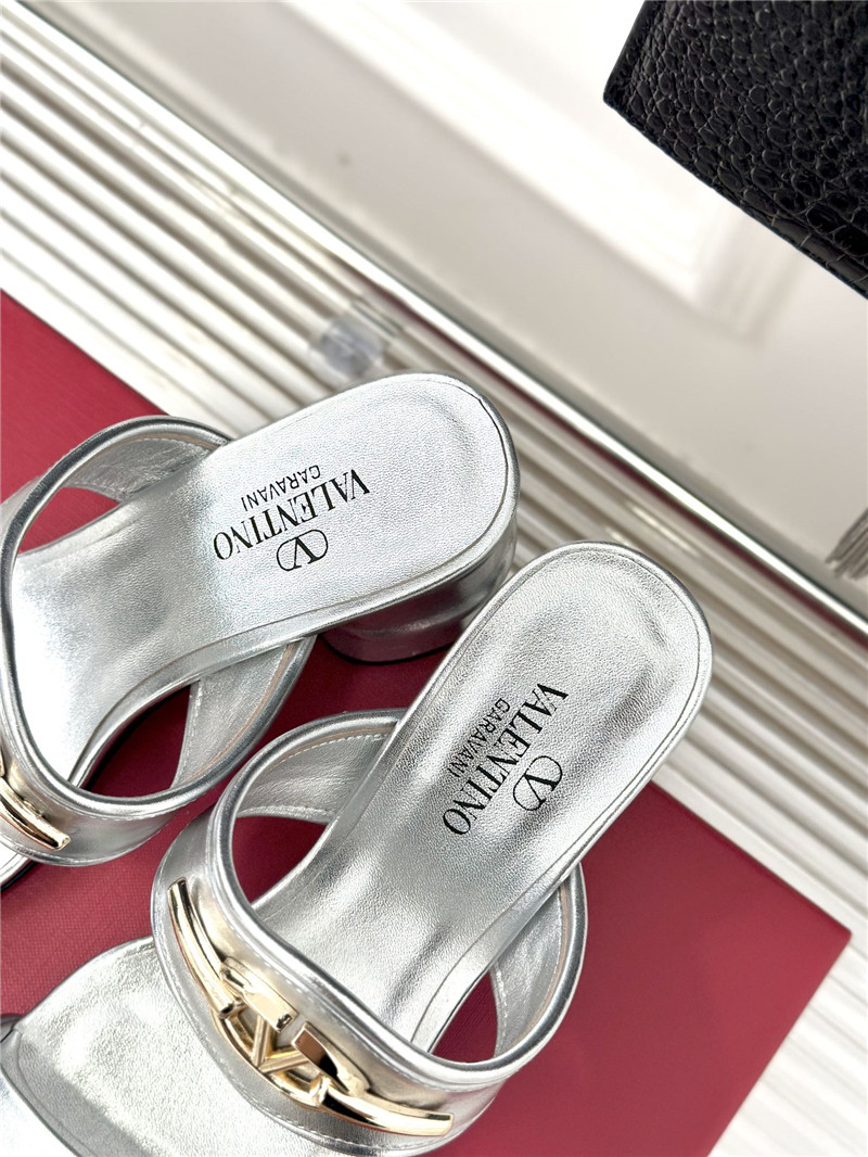 va1e*ntin0 thick heel sandals ma1s0n Marg*e1a replica shoes