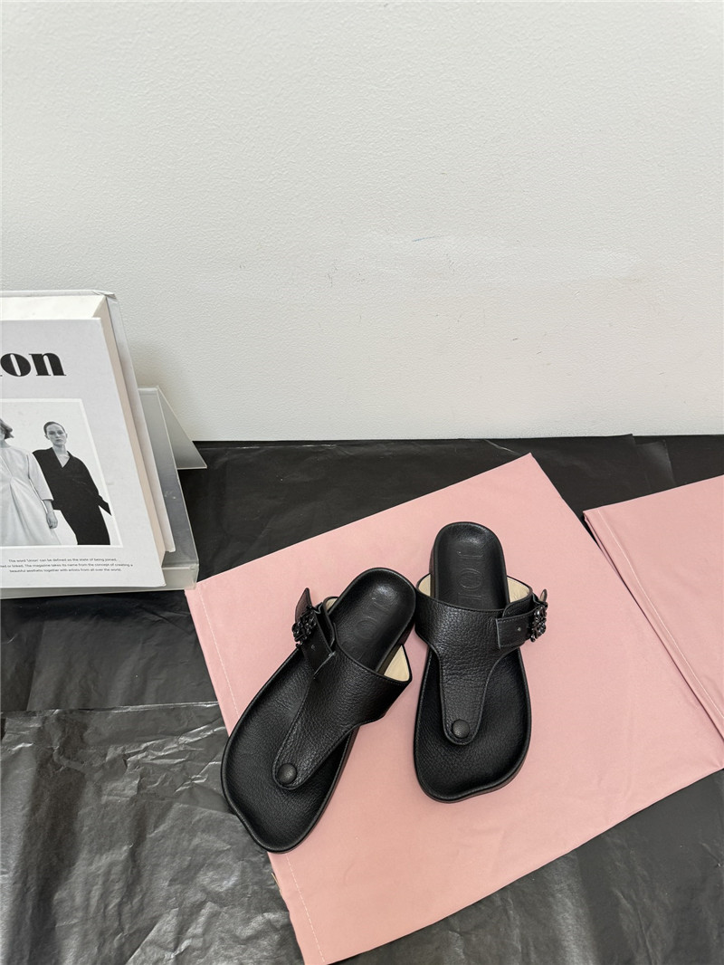 L0ew* new leather slippers for couples