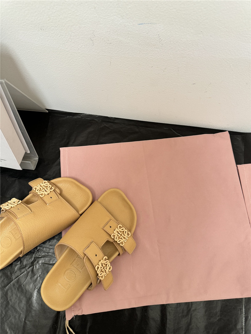 L0ew* new leather slippers for couples