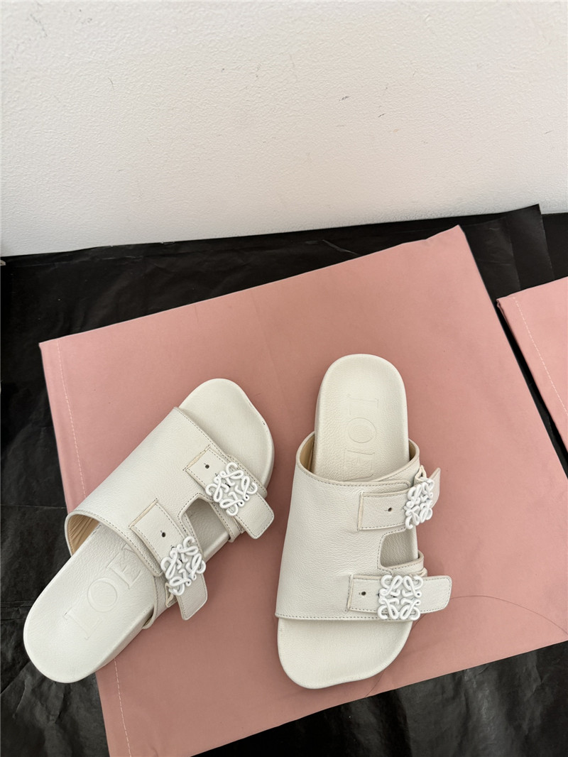 L0ew* new leather slippers for couples