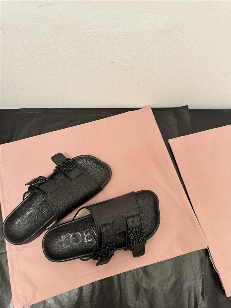L0ew* new leather slippers for couples