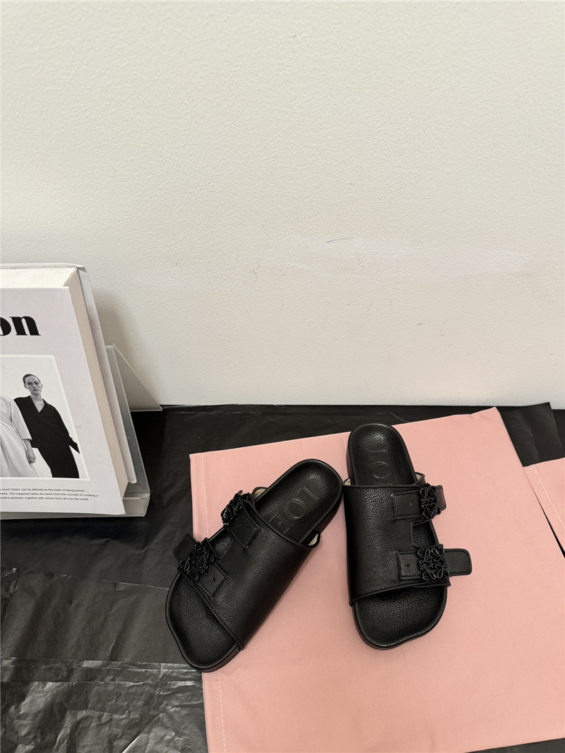 L0ew* new leather slippers for couples
