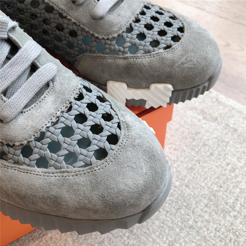 H**me5 women’s gray bouncing sneakers