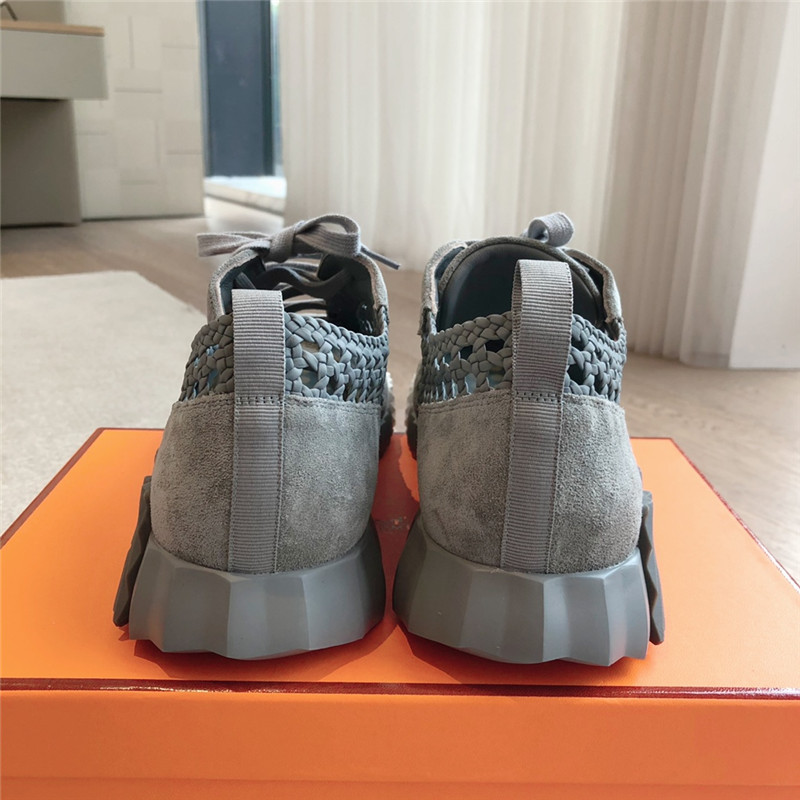 H**me5 women’s gray bouncing sneakers