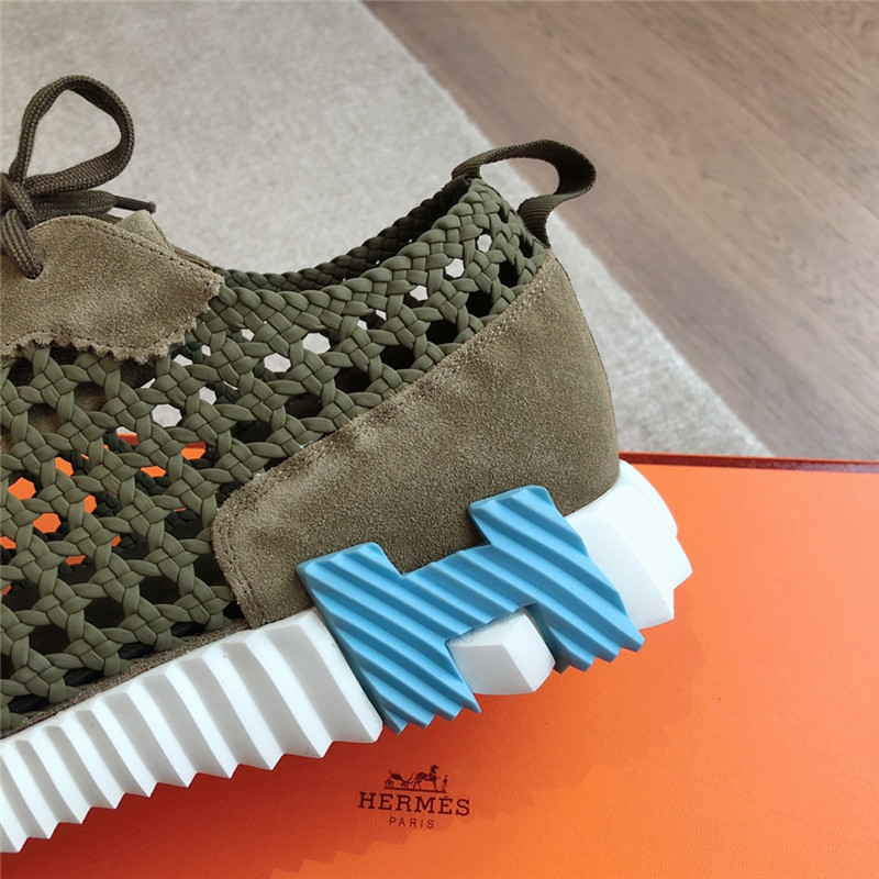 H**me5 women’s green bouncing sneakers