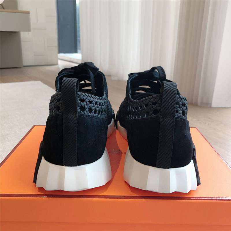 H**me5 women’s black bouncing sneakers