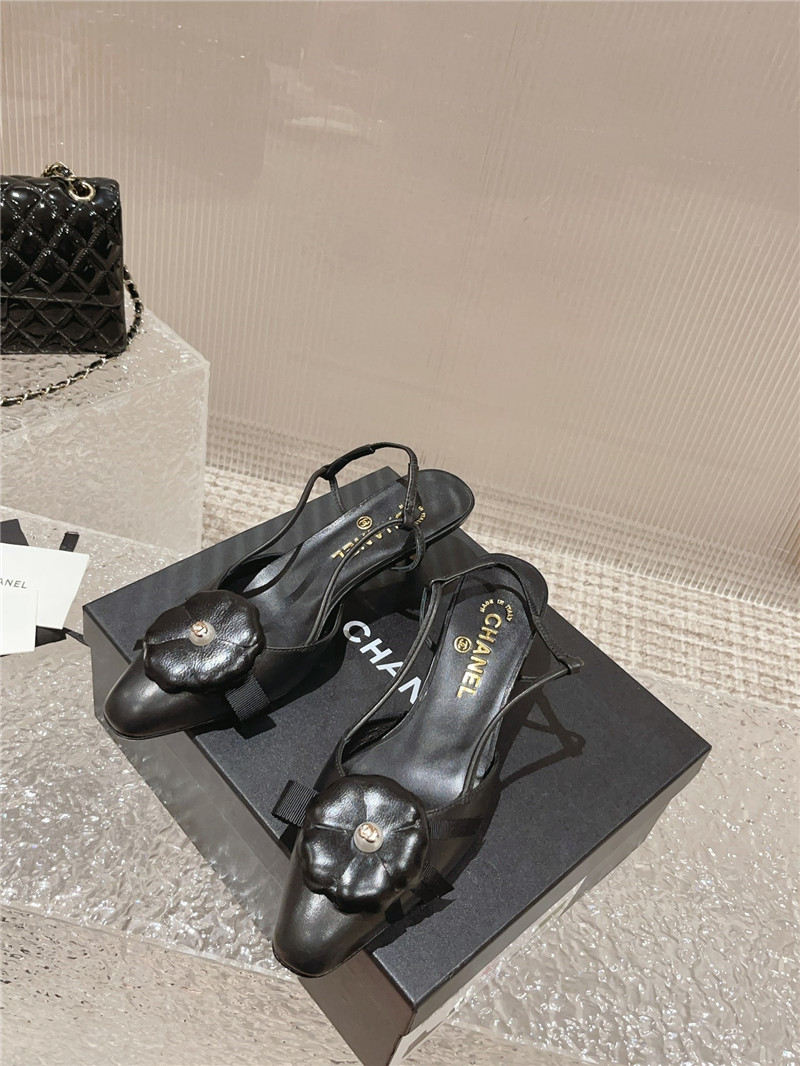 ch**el small square toe high heels Marg*e1a replica shoes