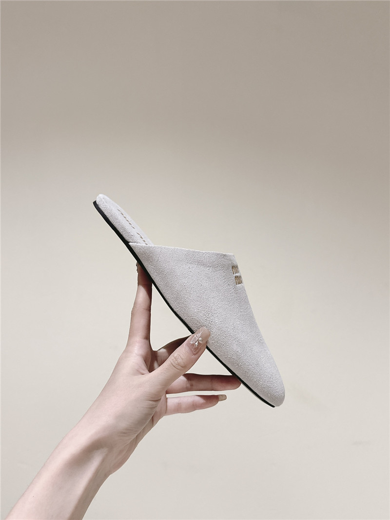 M1um1u small round toe mules slippers replica shoes