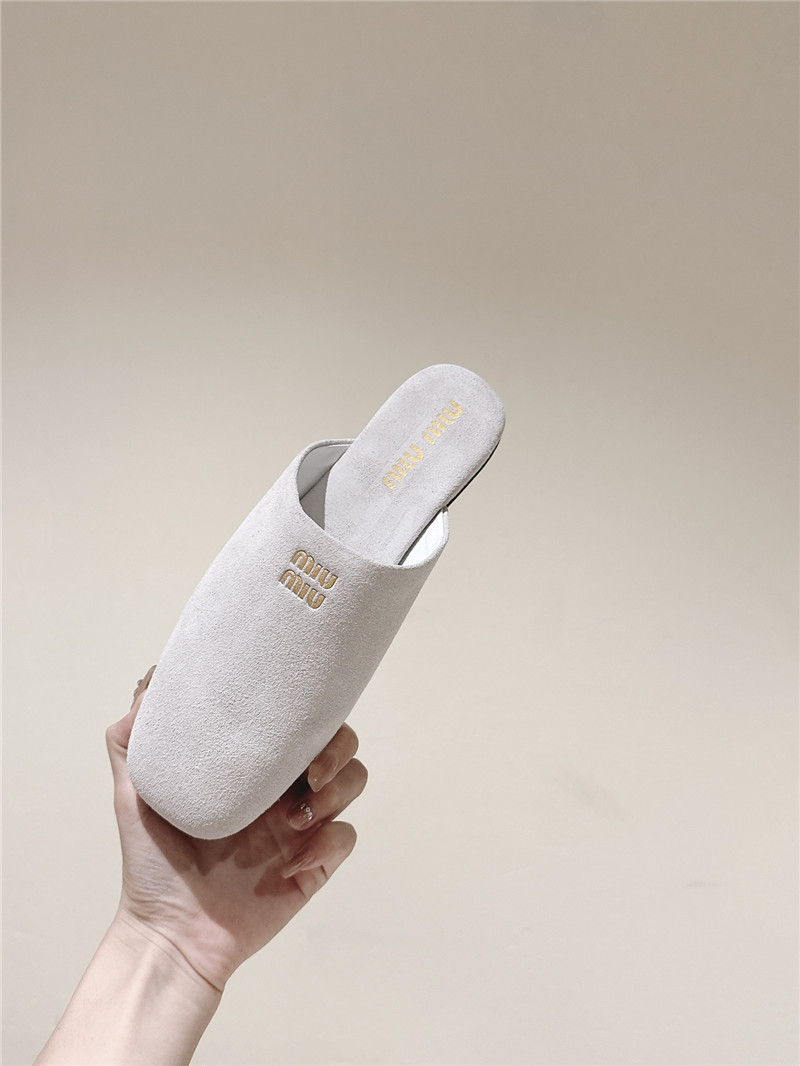M1um1u small round toe mules slippers replica shoes