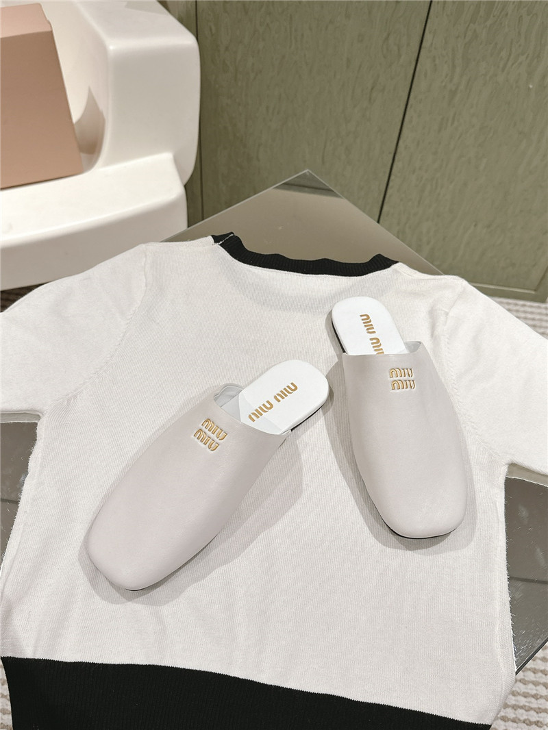 M1um1u small round toe mules slippers replica shoes
