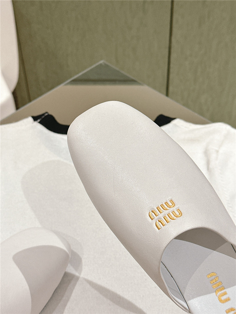 M1um1u small round toe mules slippers replica shoes