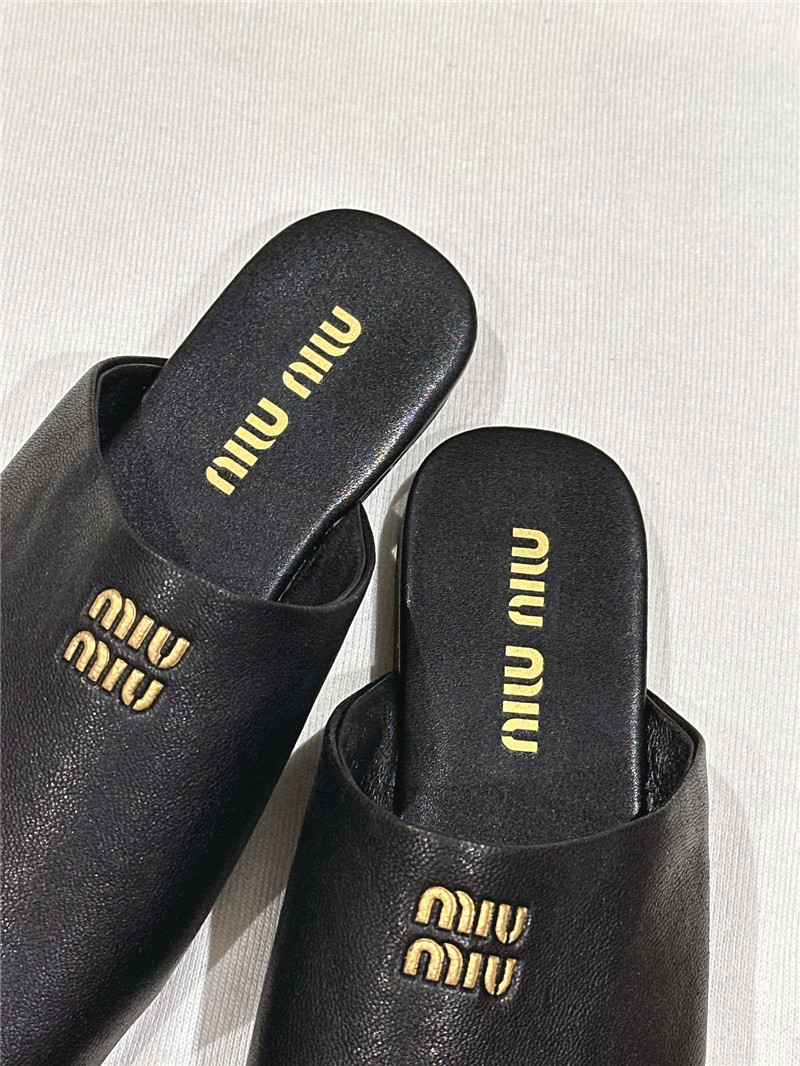 M1um1u small round toe mules slippers replica shoes