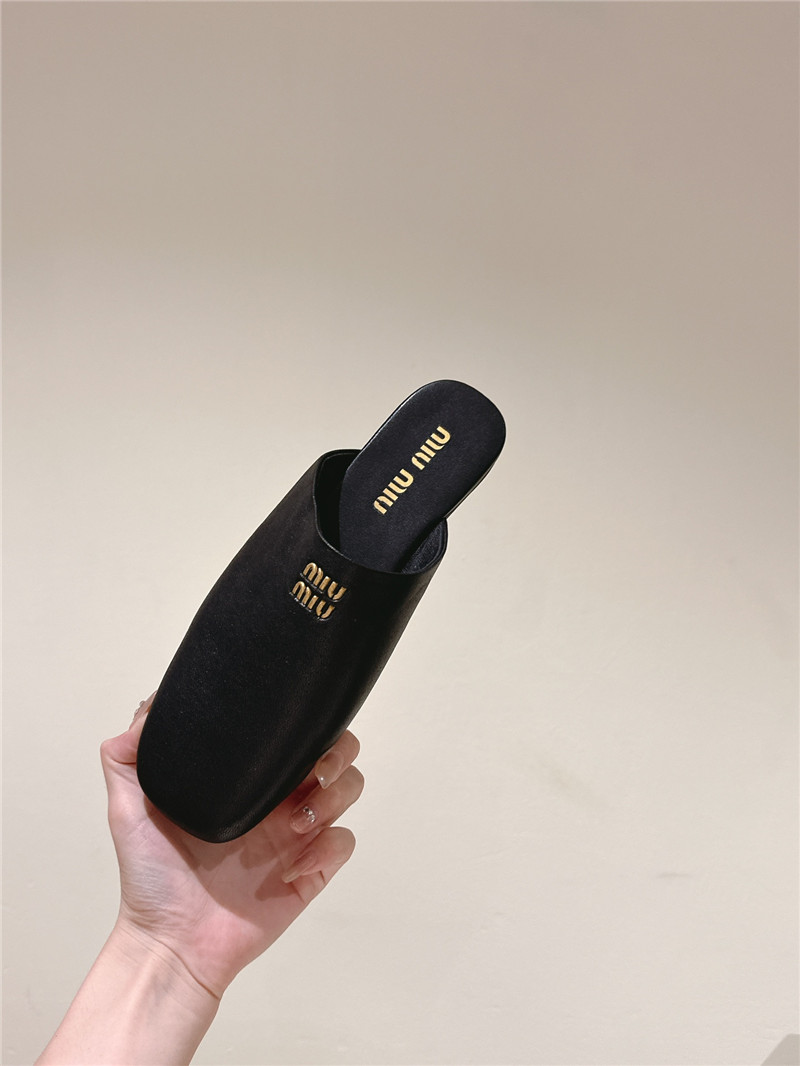 M1um1u small round toe mules slippers replica shoes