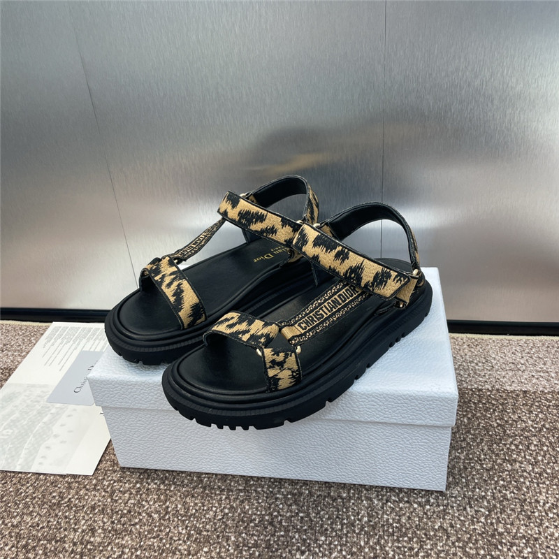 D10r thick sole casual women’s shoes replica shoes