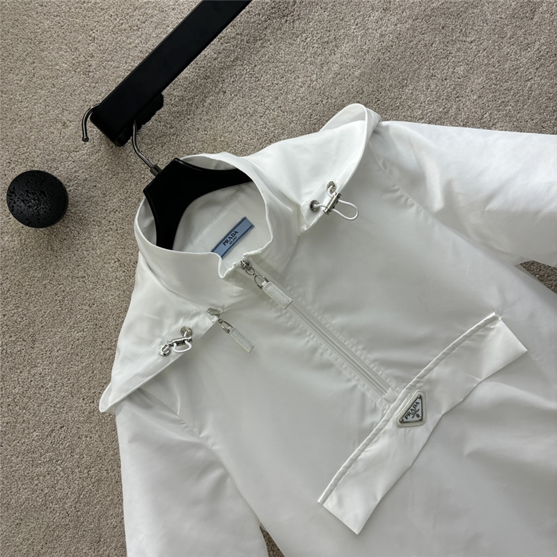 Pra*a stand collar half zip nylon short sleeve dress replica clothes