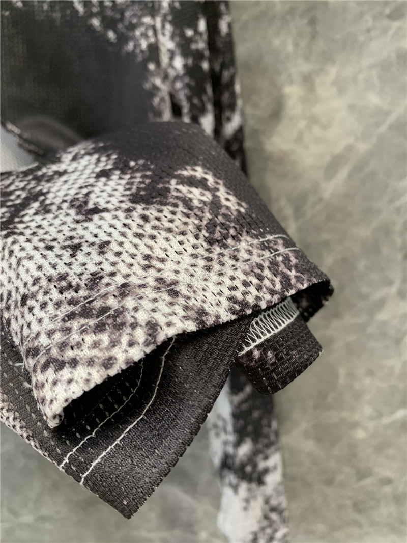 Ch**el retro tie-dye printed bottoming shirt replica clothing