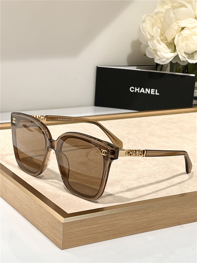Ch**el letter square sunglasses