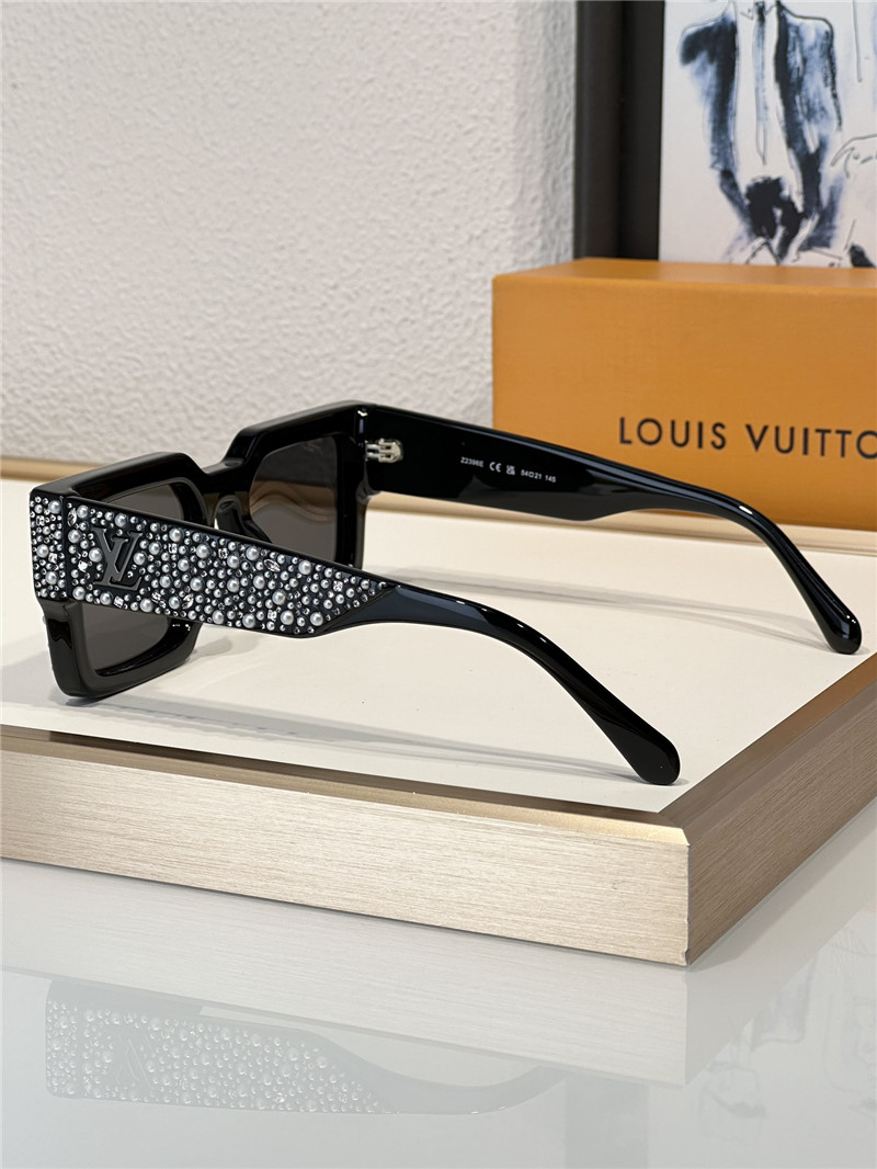 l0vis Vvtt0n lv starry sunglasses