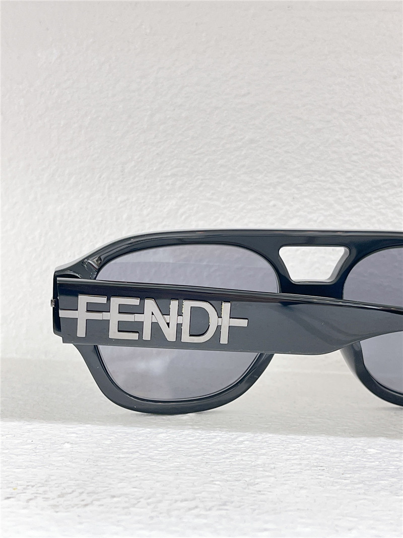 F**di fashionable and versatile sunglasses