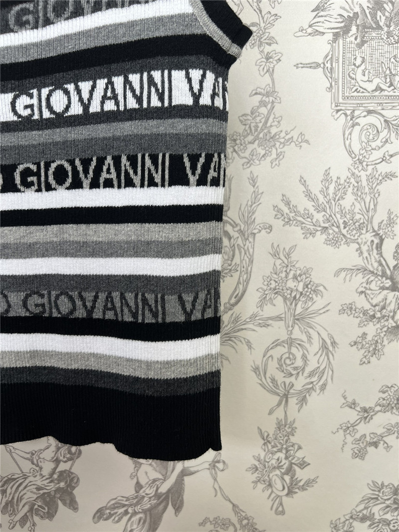 Va1e*ntin0 black striped knitted vest