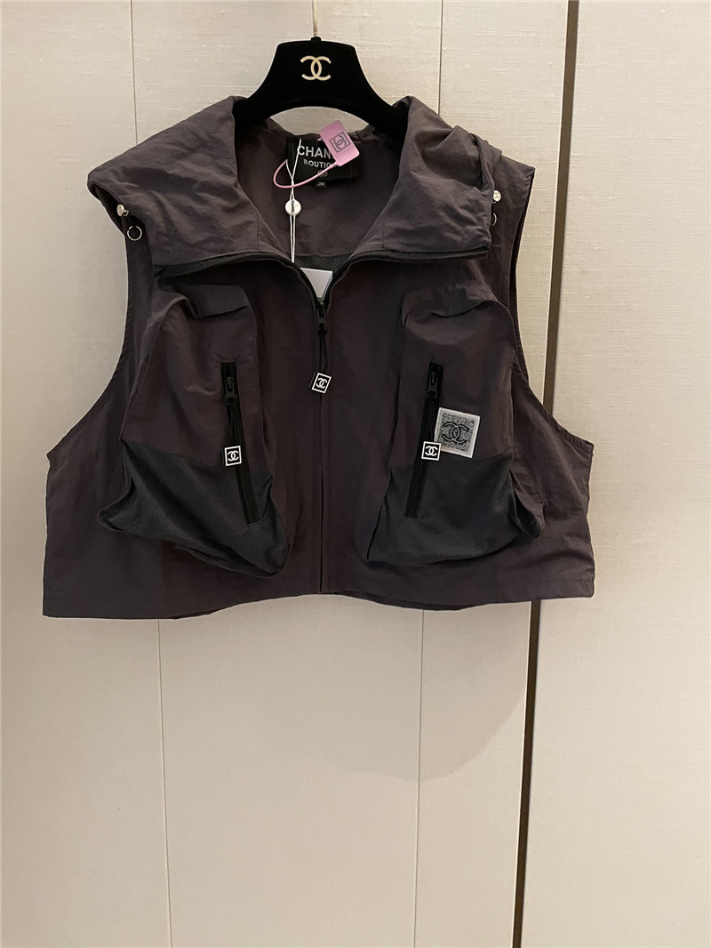 Ch**el short hooded work vest replica d&g clothing