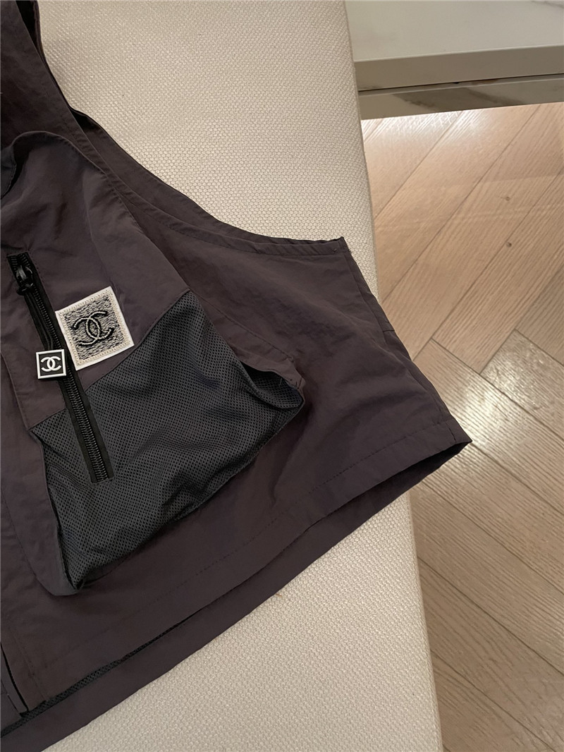 Ch**el short hooded work vest replica d&g clothing