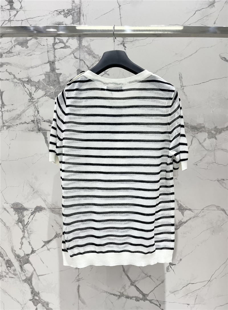 D10r striped thin knit t-shirt in white