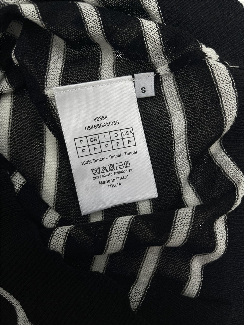 D10r striped thin knit t-shirt in black