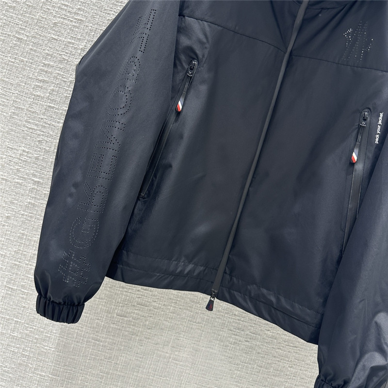 Moncler hooded jacket jacket replica clothing