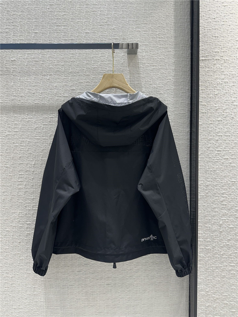 Moncler hooded jacket jacket replica clothing