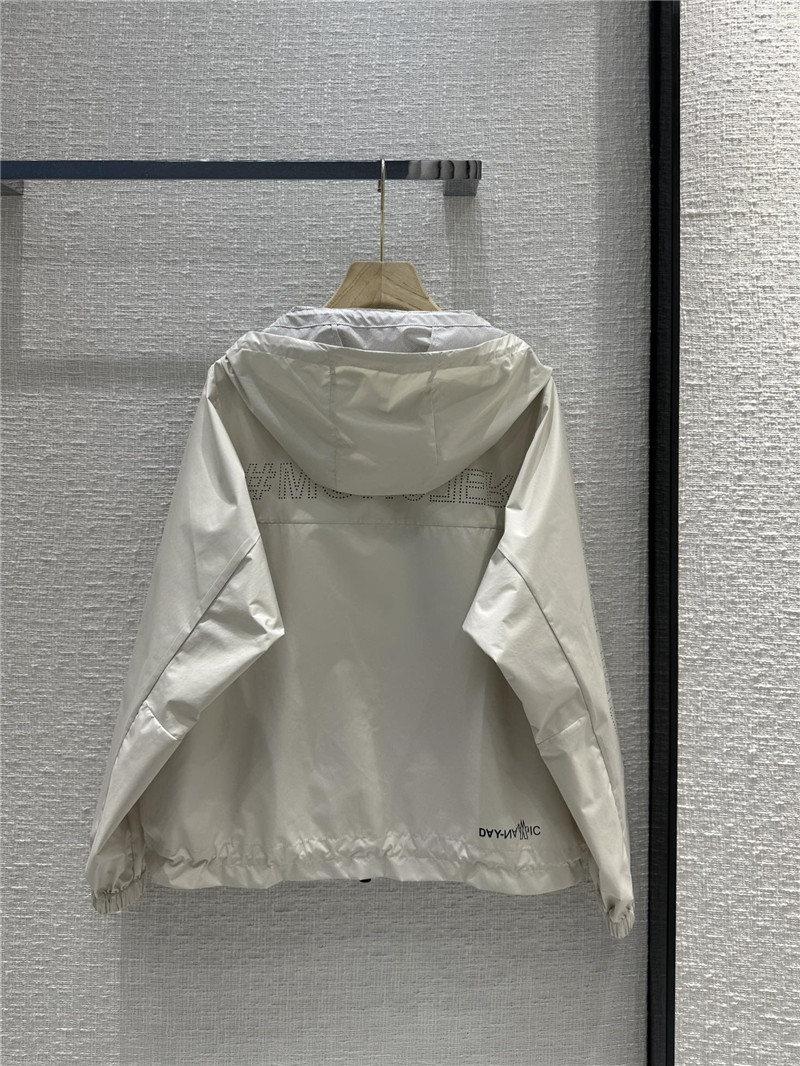 Moncler hooded jacket jacket replica clothing