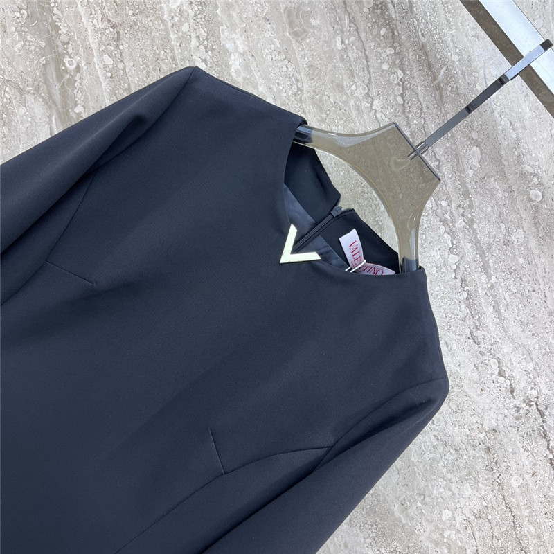 Va1e*ntin0 round neck long sleeve dress replica d&g clothing