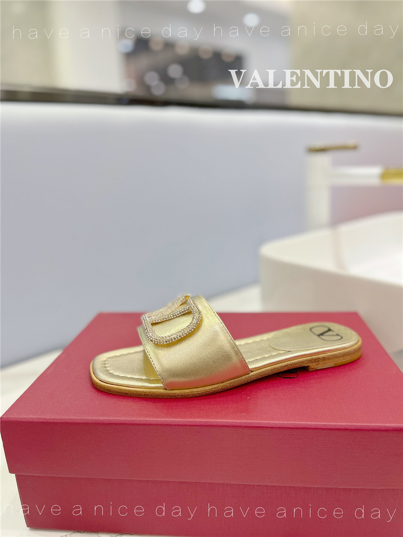 va1e*ntin0 new season slippers Marg*e1a replica shoes