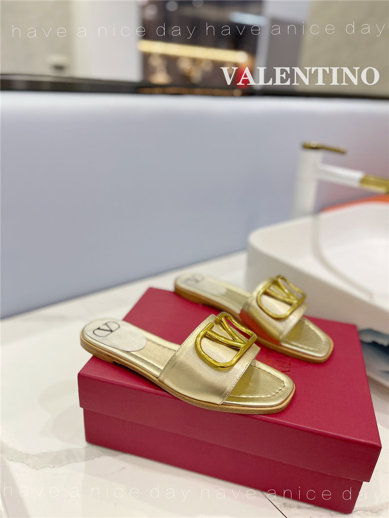 va1e*ntin0 new season slippers Marg*e1a replica shoes