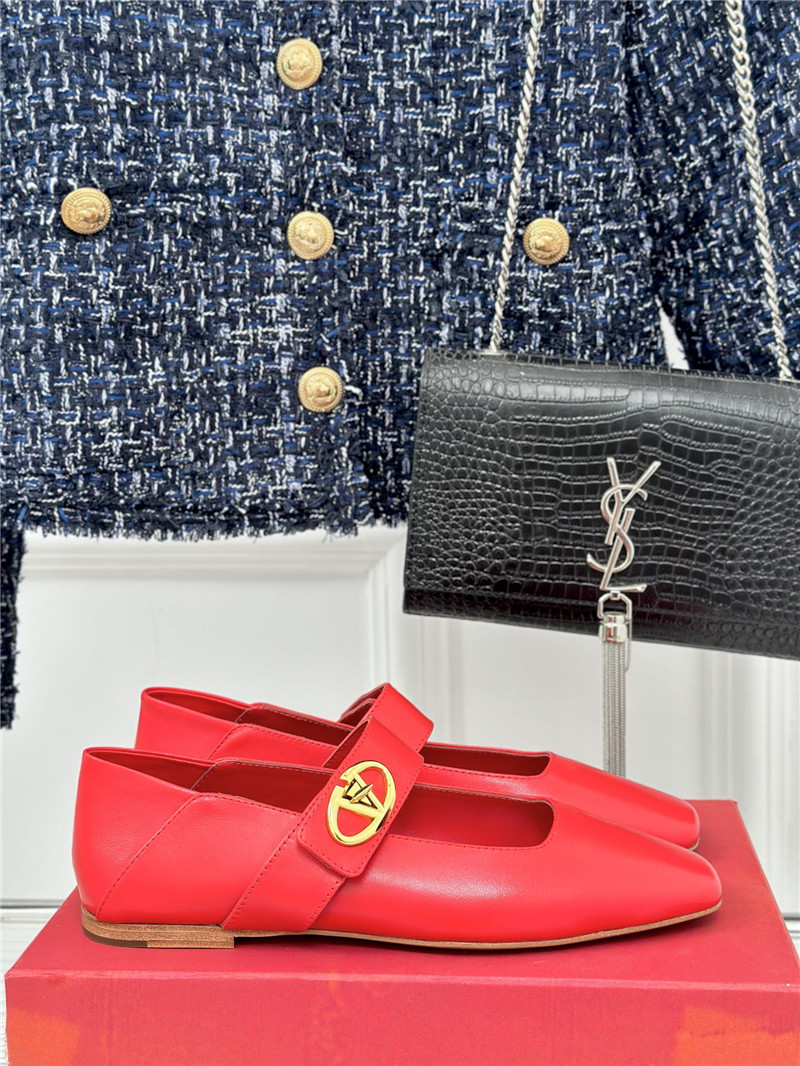 Va1e*ntin0 metal v buckle mary jane shoes replica designer shoes